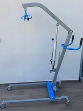 Sollevatore idraulico